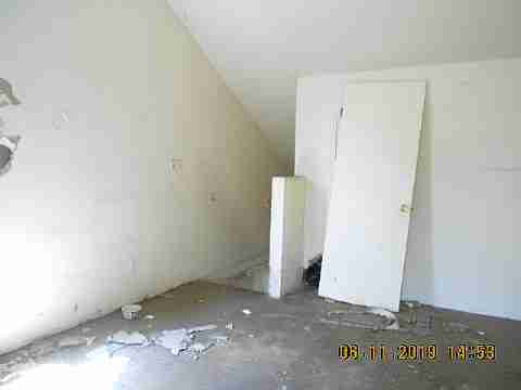 8061 E Grixdale (27)_m.jpg